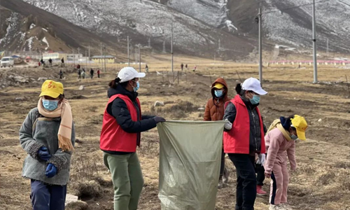 那曲丁青縣設(shè)立服務(wù)蟲(chóng)草采集“流動(dòng)所”