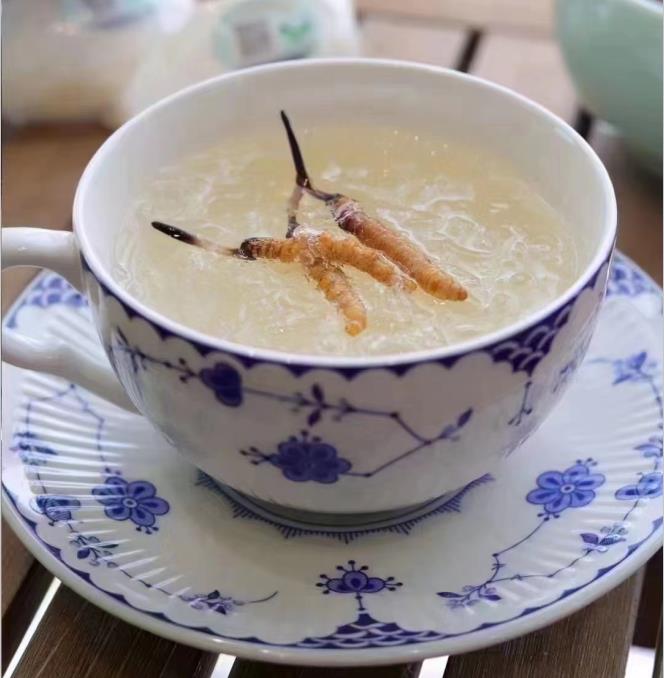 養(yǎng)生小竅門(mén)：冬蟲(chóng)夏草燉什么好喝？