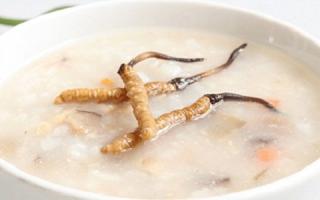 長(zhǎng)期食用冬蟲(chóng)夏草是否會(huì)導(dǎo)致依賴性？