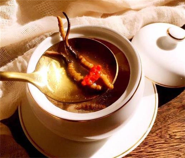 冬蟲(chóng)夏草和高山茶怎么搭配泡茶？