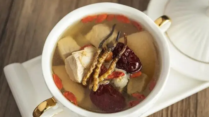 冬蟲夏草要蒸多久才好？把握時(shí)間，留住營(yíng)養(yǎng)