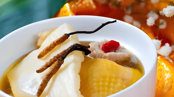 冬蟲夏草的正確吃法：鮮蟲草的獨特魅力與食用指南